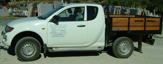 Carrinha automóvel utilizada pela Nordemármores